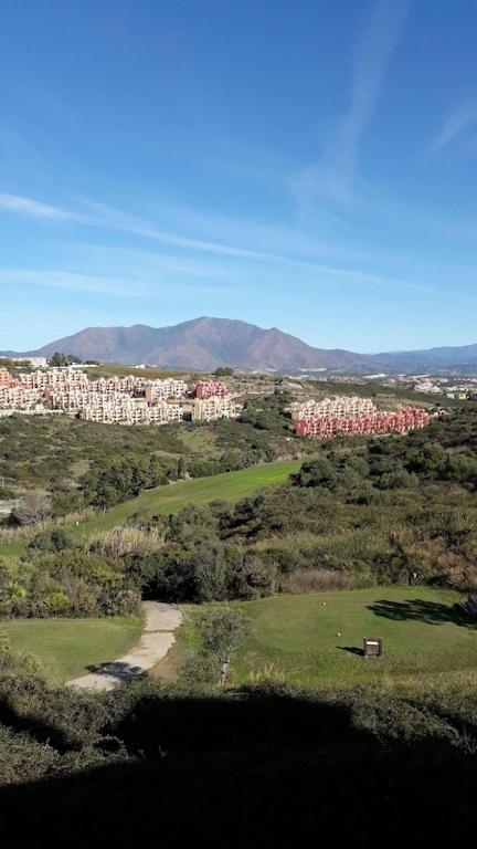 מנילבה Duquesa Fairways, A Spacious Apartment With Fabulous Views And Facilities מראה חיצוני תמונה