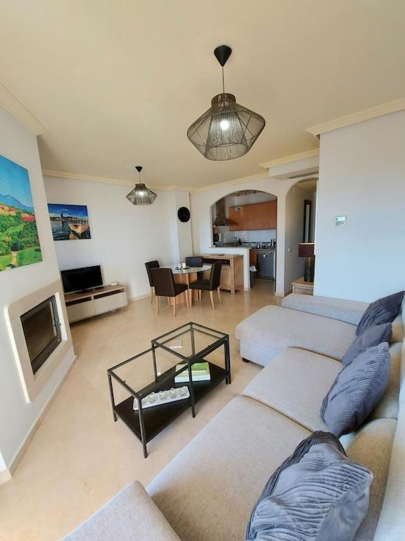 מנילבה Duquesa Fairways, A Spacious Apartment With Fabulous Views And Facilities מראה חיצוני תמונה